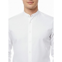 Herrenhemd aus Stretch-Oxford mit Stehkragen, elastischer Stoff, klassische Silhouette und bequeme Passform.