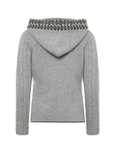 Strickjacke „Alpenzauber“ – mit Zopfarm & Kapuze