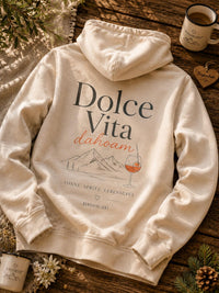 Hoodie „Dolce Vita dahoam“ Alpine Edition – Herzstück by Bergverliebt®