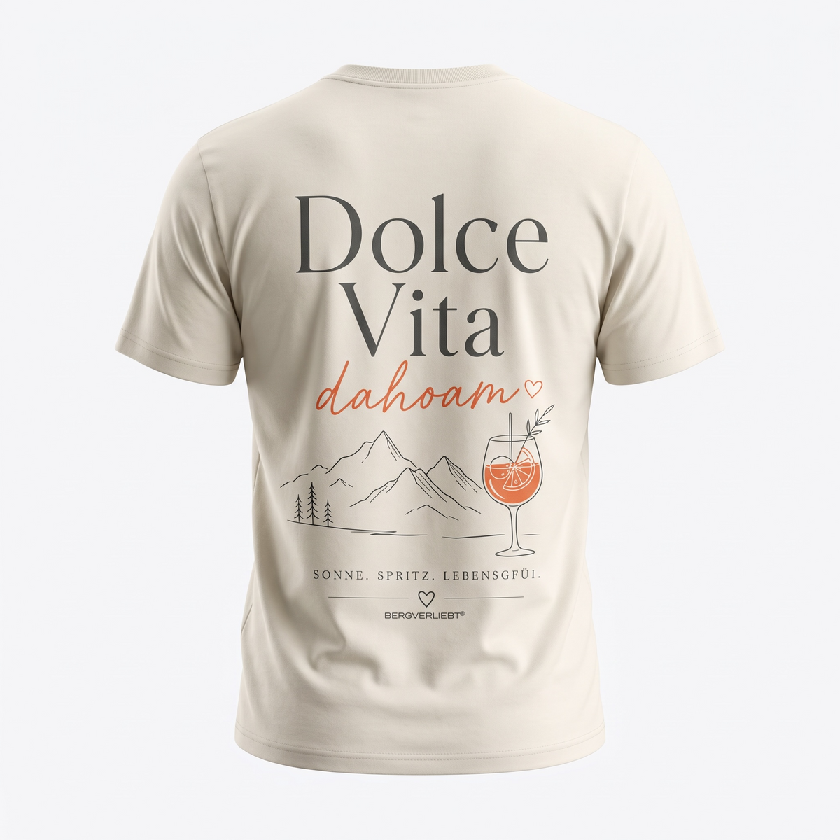 T-Shirt „Dolce Vita dahaom" Alpine Edition – Herzstück by Bergverliebt®