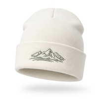 Bergverliebt® Lebensgfui RECYCLD Beanie "Berg" Weiß helloliv